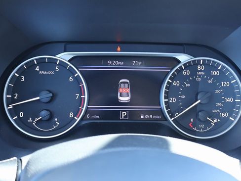 New 2025 Nissan Sentra SR image 9