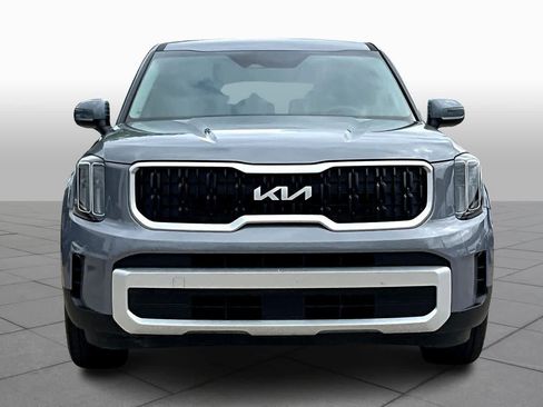 Used 2024 Kia Telluride LX FWD image 4