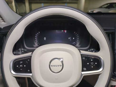 New 2026 Volvo XC90 B6 Ultra w/ Protection Package AWD/4WD image 17
