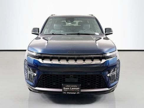 New 2026 Jeep Grand Wagoneer 4WD w/ Premium Group I image 2