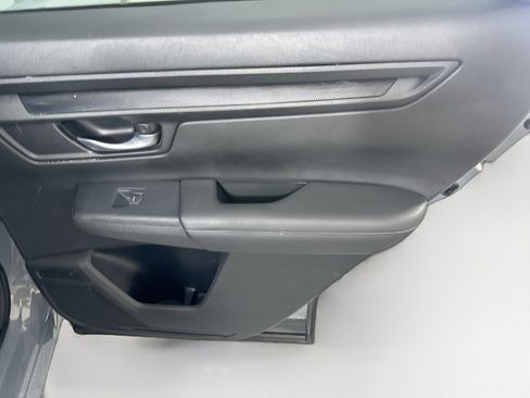 Used 2025 Honda CR-V LX image 28