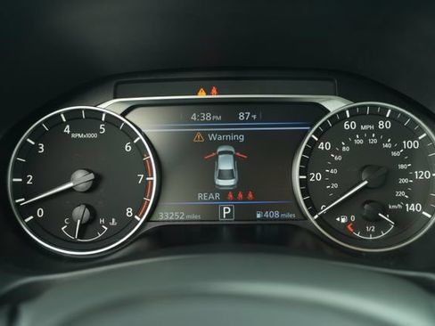 Used 2025 Nissan Altima 2.5 SV FWD image 29