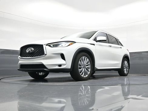 Used 2023 INFINITI QX50 Luxe FWD image 21