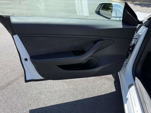 Used 2019 Tesla Model 3 Performance AWD/4WD image 12