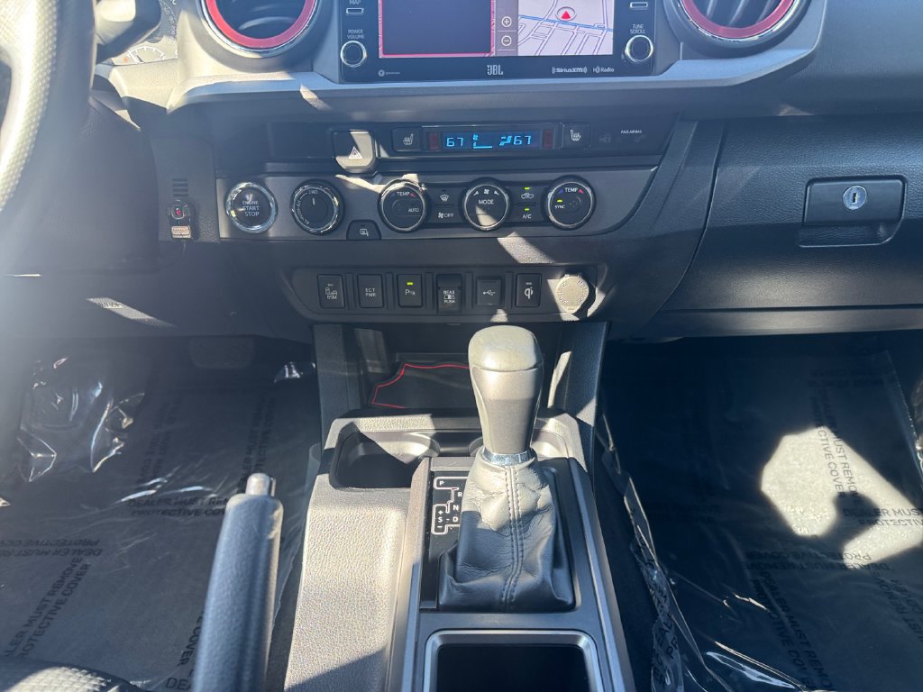 Used 2022 Toyota Tacoma TRD Sport w/ TRD Premium Sport Package AWD/4WD image 11