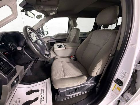 Used 2019 Ford F150 XLT w/ Equipment Group 302A Luxury image 21