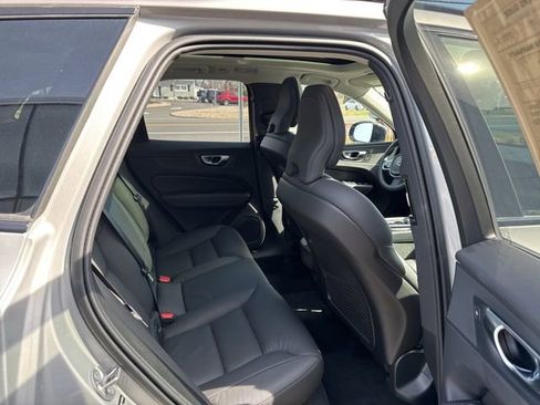 Certified 2025 Volvo XC60 B5 Plus w/ Climate Package AWD/4WD image 13