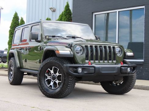Used 2021 Jeep Wrangler Unlimited Rubicon AWD/4WD image 2