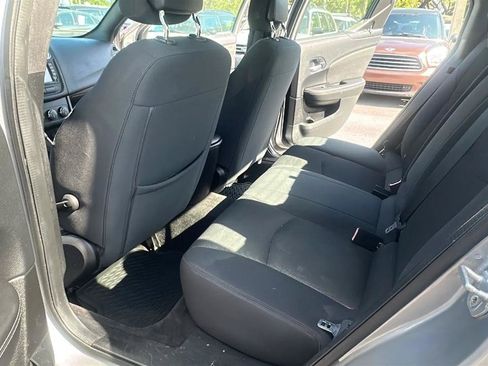 Used 2013 Dodge Avenger SXT FWD image 28