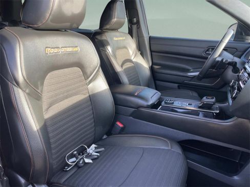 Used 2024 Nissan Pathfinder Rock Creek image 19