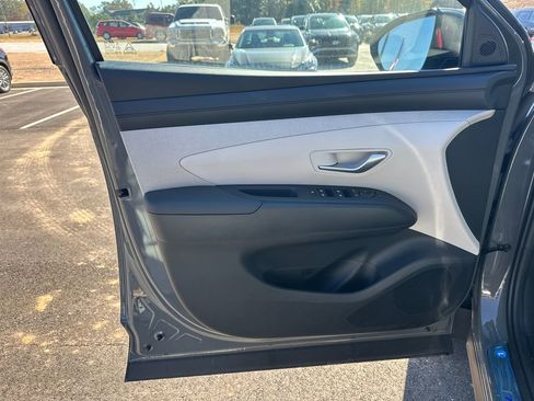 New 2025 Hyundai Tucson SEL image 10