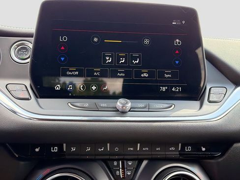 Used 2024 Chevrolet Blazer LT w/ LPO, Floor Liner Package FWD image 15