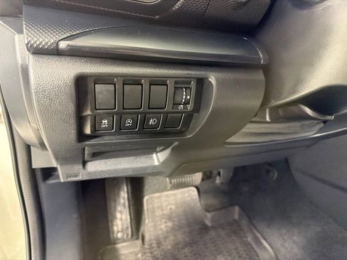 Used 2020 Subaru Forester AWD/4WD image 13
