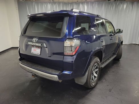 Used 2019 Toyota 4Runner TRD Off-Road Premium AWD/4WD image 8