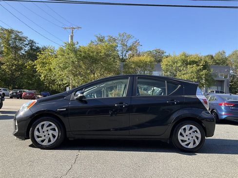Used 2012 Toyota Prius C One image 9