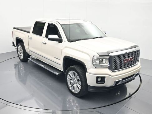 Used 2015 GMC Sierra 1500 Denali w/ Driver Alert Package AWD/4WD image 29