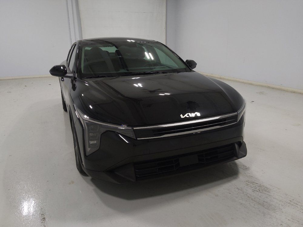 Used 2025 Kia K4 FWD image 14