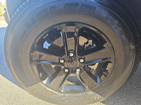 Used 2023 Jeep Wrangler Unlimited Sport image 34