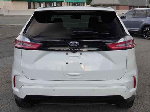 Used 2022 Ford Edge ST-Line image 13