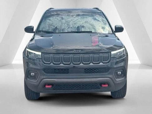 Used 2022 Jeep Compass Trailhawk w/ Trailhawk Elite Group AWD/4WD image 2