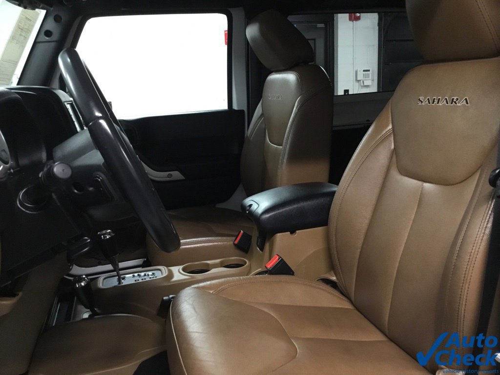 Used 2016 Jeep Wrangler Sahara AWD/4WD image 26
