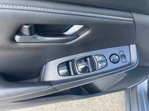Used 2024 Nissan Sentra S FWD image 19