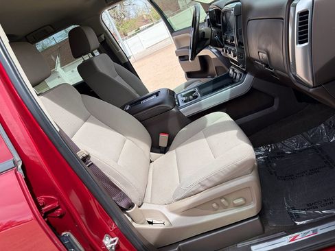 Used 2018 Chevrolet Silverado 1500 LT w/ All Star Edition AWD/4WD image 19