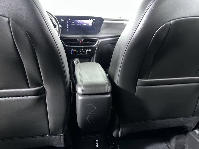 Used 2024 Buick Encore GX Preferred FWD image 22