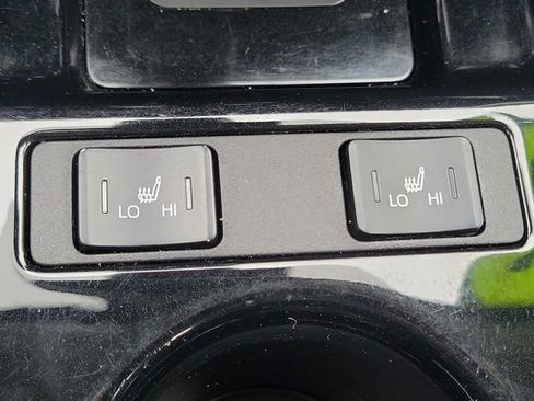 Used 2020 Toyota Prius Prime Limited w/ Carpet Mat Package image 16