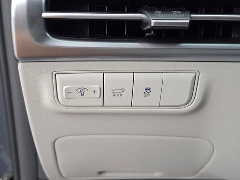 Used 2025 Hyundai Tucson SEL FWD image 32