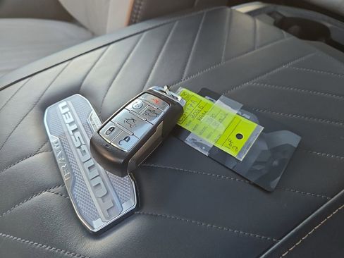 Used 2025 RAM 1500 Tungsten image 30