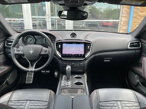 Used 2022 Maserati Ghibli Trofeo RWD image 47