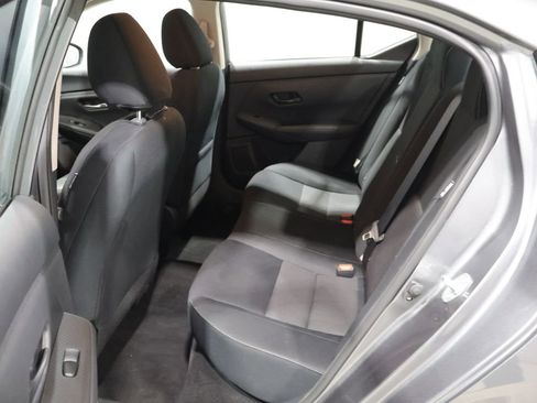 Used 2025 Nissan Sentra SV FWD image 18