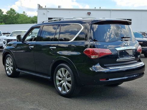 Used 2011 INFINITI QX56 4WD w/ Deluxe Touring Pkg image 4