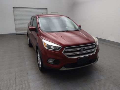 Used 2019 Ford Escape SE FWD image 14