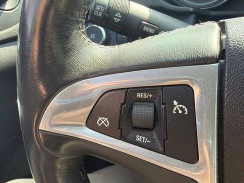 Used 2011 Buick Regal CXL FWD image 19