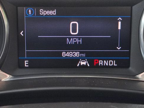 Used 2020 Chevrolet Equinox LT w/ Driver Convenience Package AWD/4WD image 25