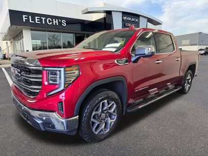 New 2025 GMC Sierra 1500 SLT w/ SLT Premium Plus Package