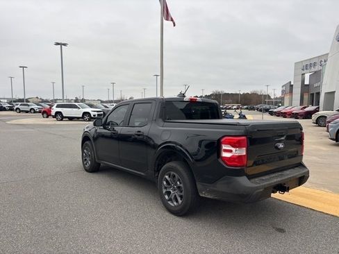 Used 2025 Ford Maverick XLT image 3