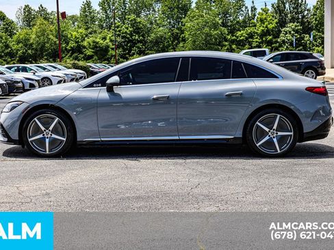 Used 2024 Mercedes-Benz EQE 500 4MATIC Sedan image 9
