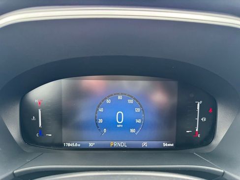 Used 2025 Ford Escape ST-Line AWD/4WD image 16
