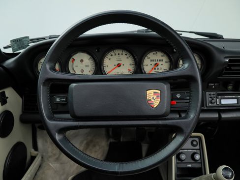 Used 1989 Porsche 911 Turbo RWD image 45