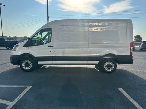 New 2025 Ford Transit 250 148 Medium Roof w/ Load Area Protection Package image 29