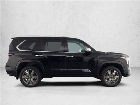 Used 2024 Toyota Sequoia Capstone image 8