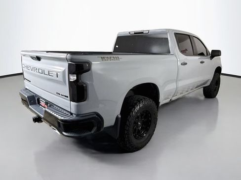 Used 2024 Chevrolet Silverado 1500 Custom Trail Boss w/ LPO, Dark Essentials Package AWD/4WD image 7