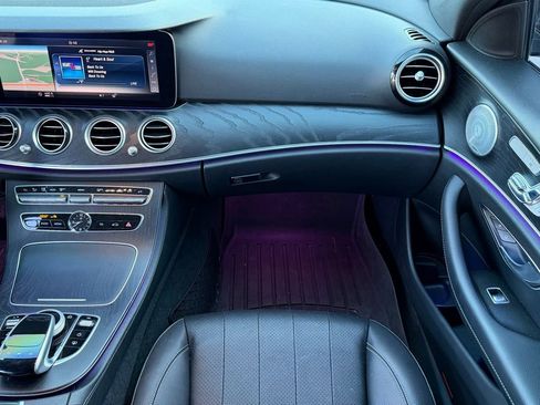 Used 2018 Mercedes-Benz E 300 E 300 image 10