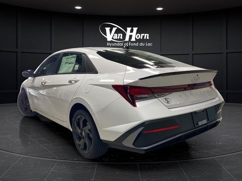 New 2026 Hyundai Elantra Sport FWD image 5