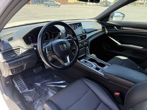 Used 2022 Honda Accord Sport image 14