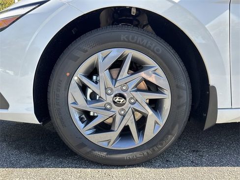 New 2026 Hyundai Elantra Blue image 11