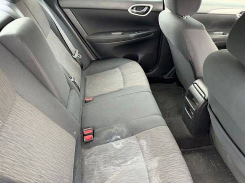 Used 2015 Nissan Sentra SV w/ Cold Weather Package FWD image 17
